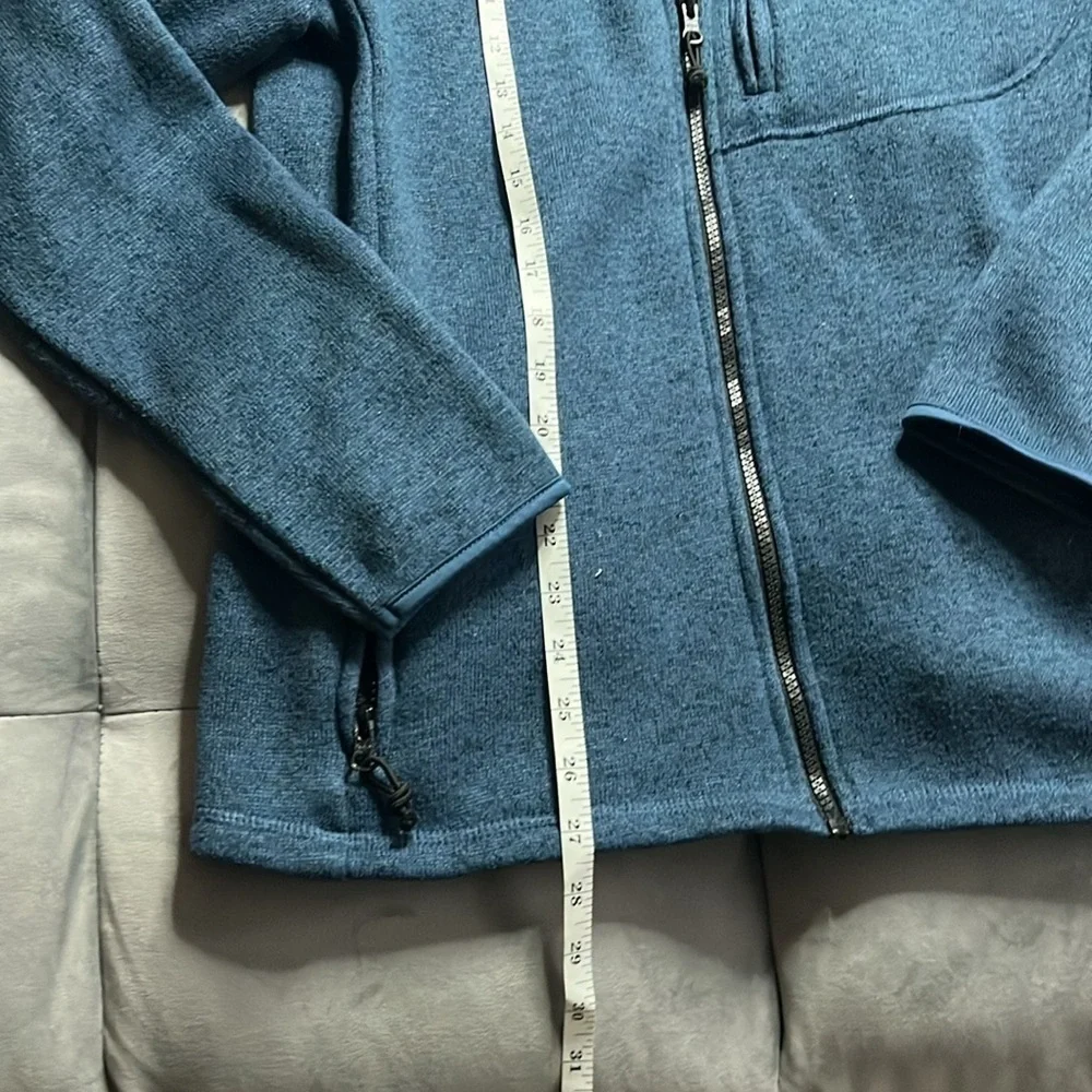 “Outdoor Life Fleece Jacket size small”
